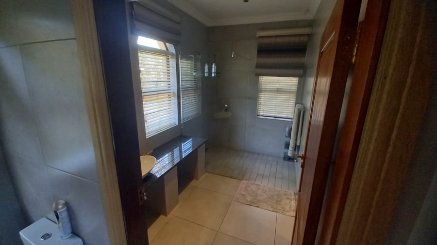 5 Bedroom Property for Sale in Bedfordview Gauteng