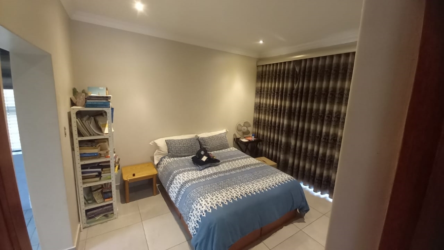 5 Bedroom Property for Sale in Bedfordview Gauteng