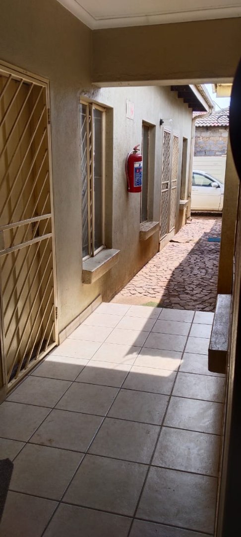 1 Bedroom Property for Sale in Mamelodi West Gauteng