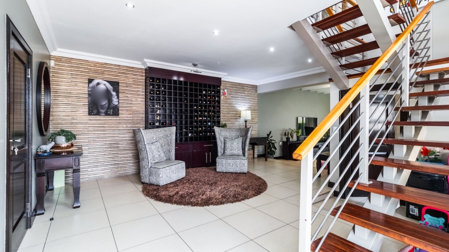 To Let 3 Bedroom Property for Rent in Bedfordview Gauteng