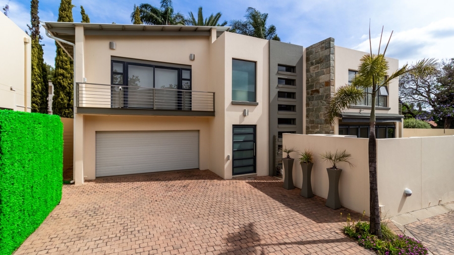 To Let 3 Bedroom Property for Rent in Bedfordview Gauteng