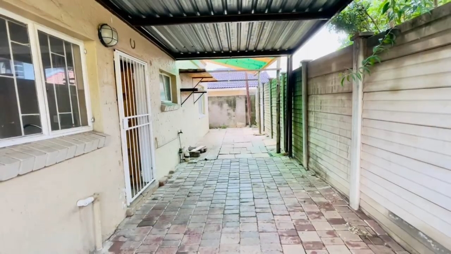 5 Bedroom Property for Sale in Montana Gauteng