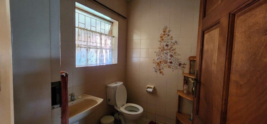 4 Bedroom Property for Sale in Eldoraigne Gauteng