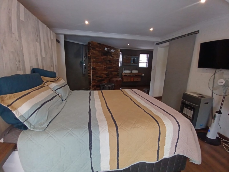 4 Bedroom Property for Sale in Noordkruin Gauteng