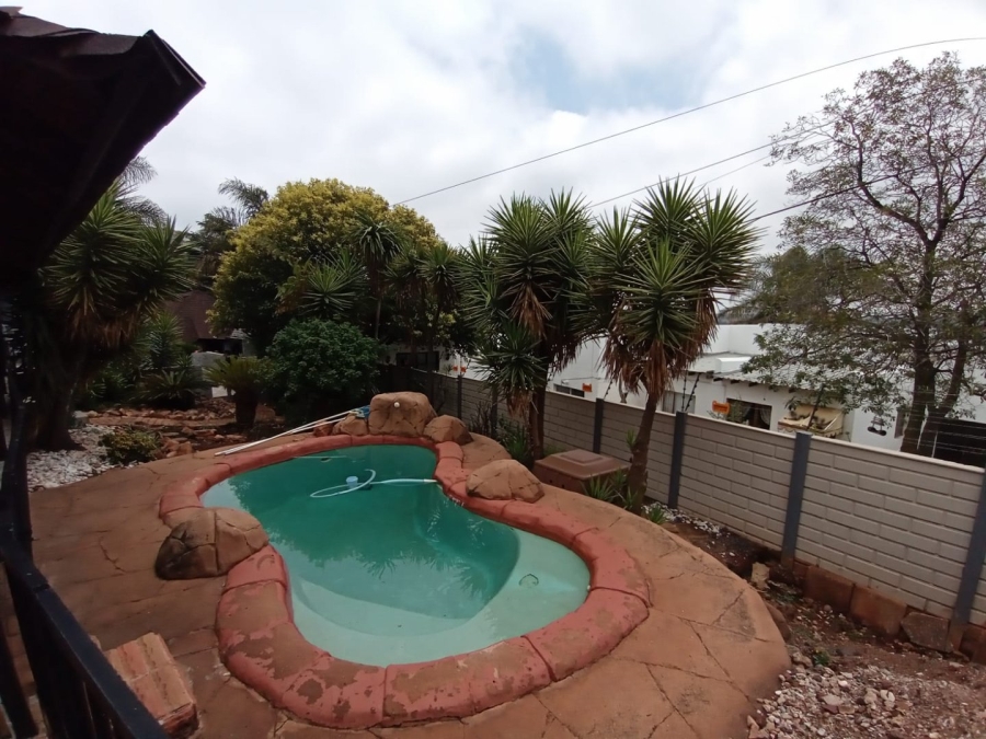 4 Bedroom Property for Sale in Noordkruin Gauteng