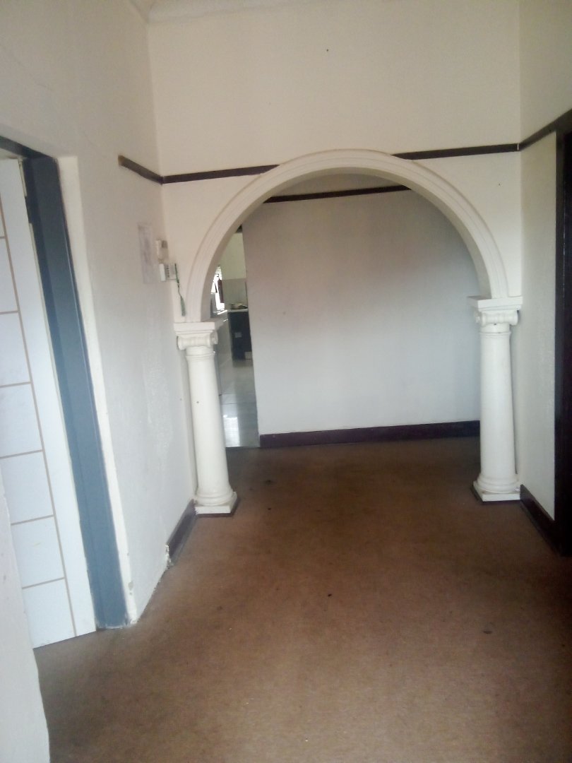 6 Bedroom Property for Sale in Brixton Gauteng