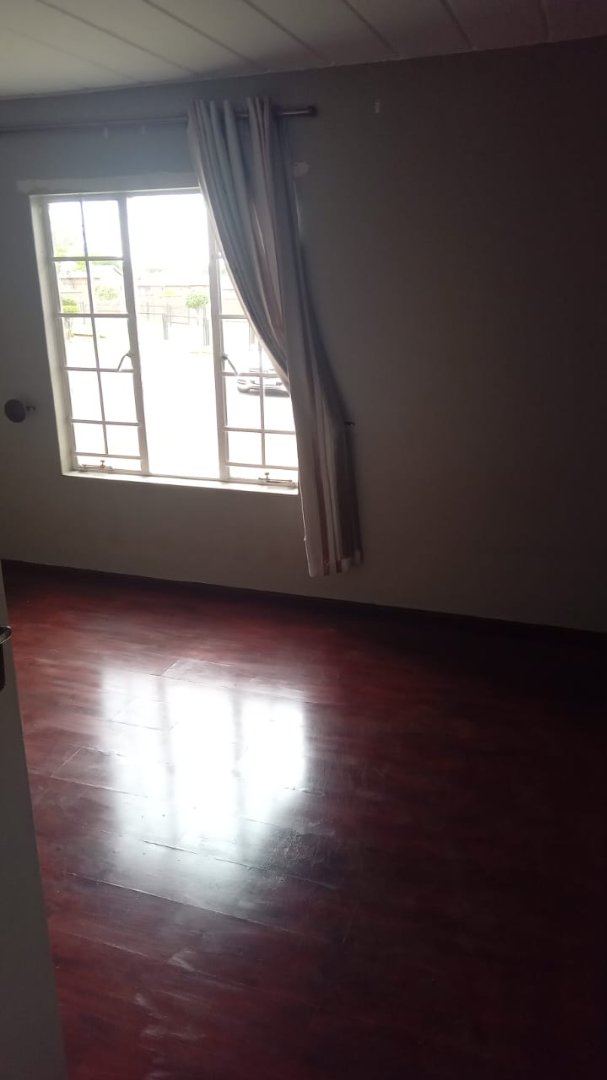 To Let 2 Bedroom Property for Rent in Erand Gardens Gauteng