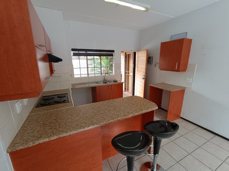 2 Bedroom Property for Sale in Westdene Gauteng