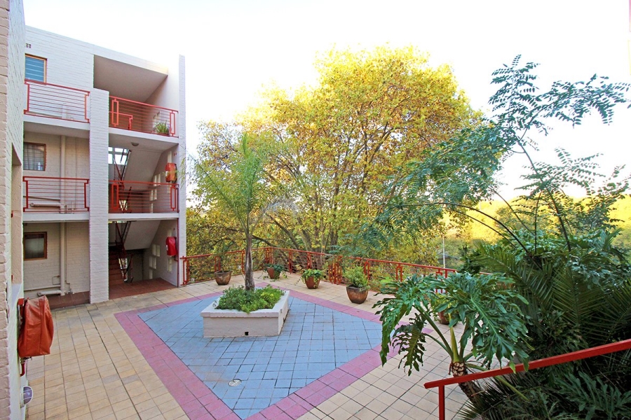 1 Bedroom Property for Sale in Westdene Gauteng