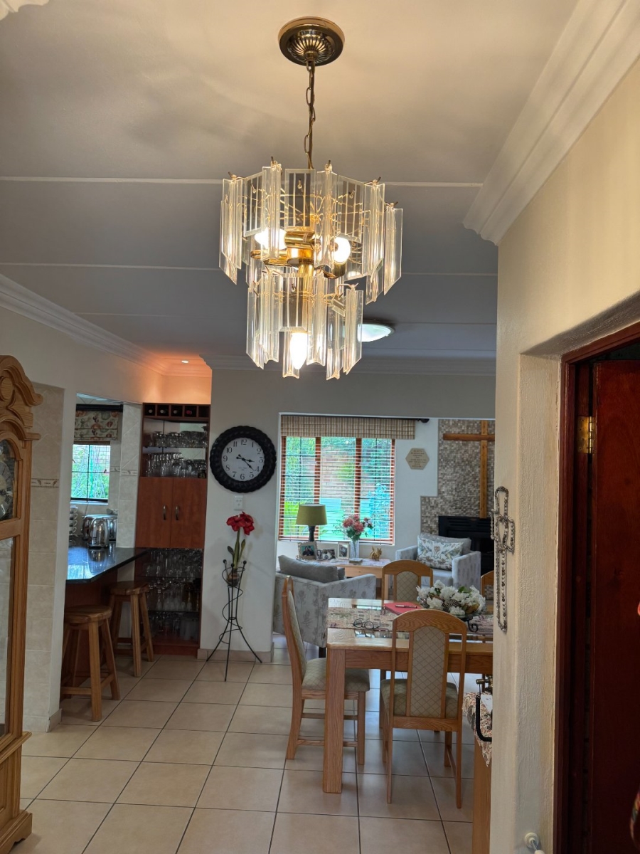 4 Bedroom Property for Sale in Willowbrook Gauteng