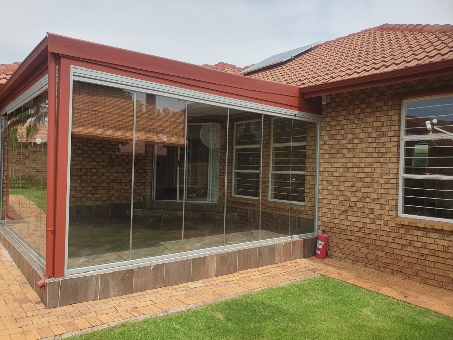 To Let 3 Bedroom Property for Rent in Doringkloof Gauteng