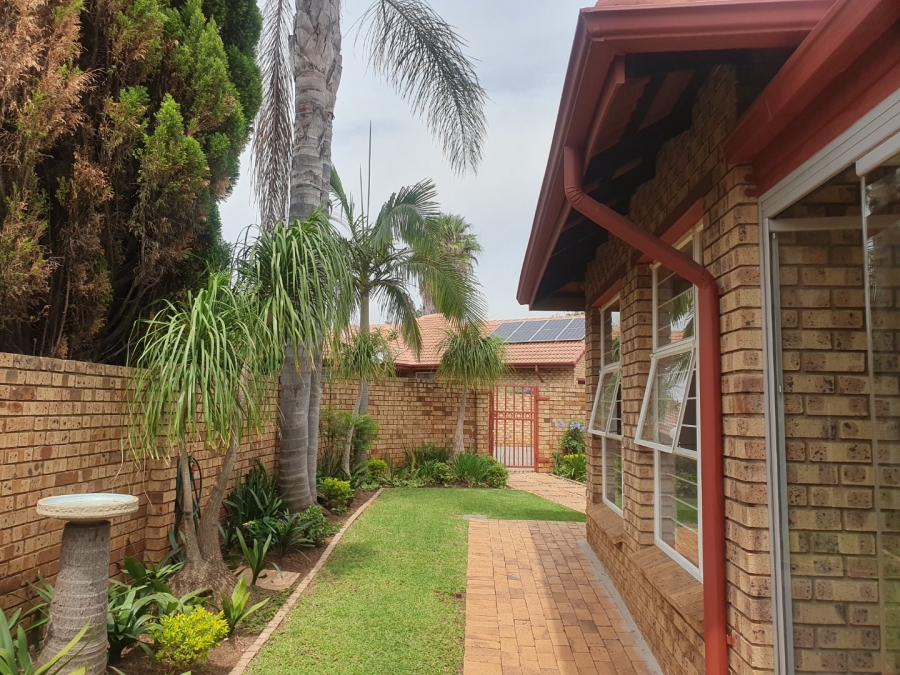 To Let 3 Bedroom Property for Rent in Doringkloof Gauteng