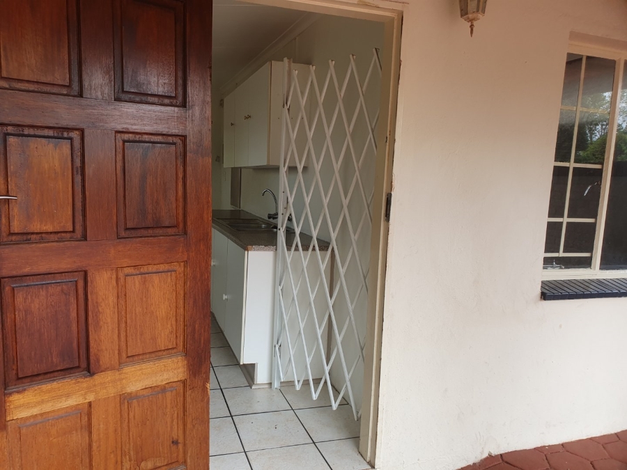 To Let 2 Bedroom Property for Rent in Clubview Gauteng