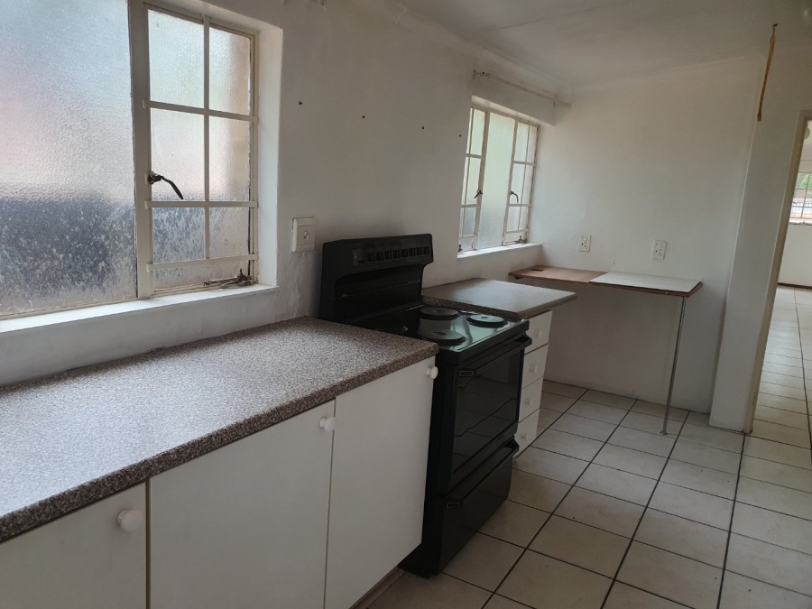 To Let 2 Bedroom Property for Rent in Clubview Gauteng