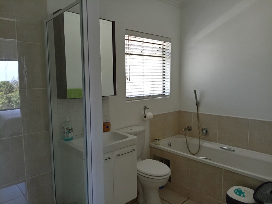 1 Bedroom Property for Sale in Beverley Gauteng