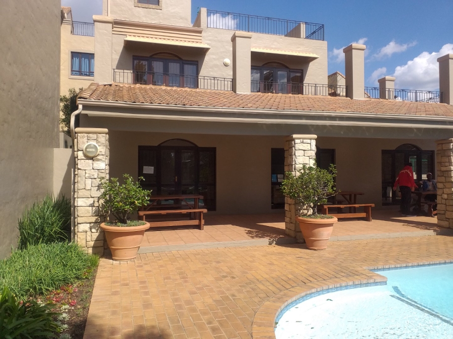 To Let 2 Bedroom Property for Rent in Lonehill Gauteng