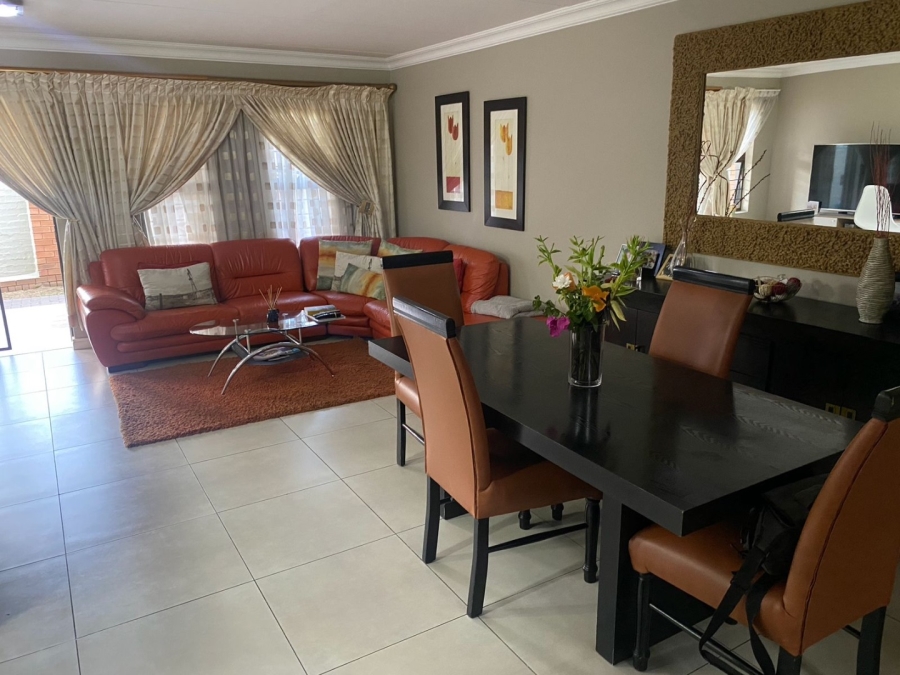 To Let 3 Bedroom Property for Rent in Kyalami Hills Gauteng