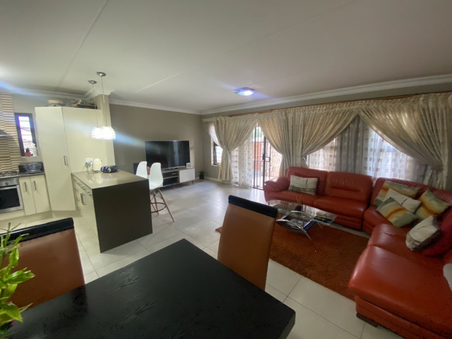 To Let 3 Bedroom Property for Rent in Kyalami Hills Gauteng