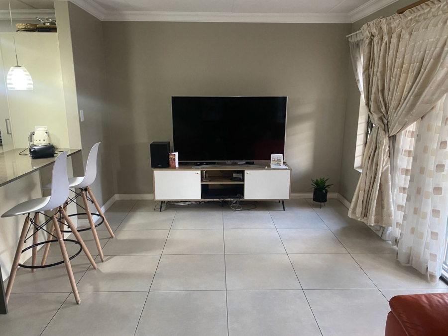 To Let 3 Bedroom Property for Rent in Kyalami Hills Gauteng