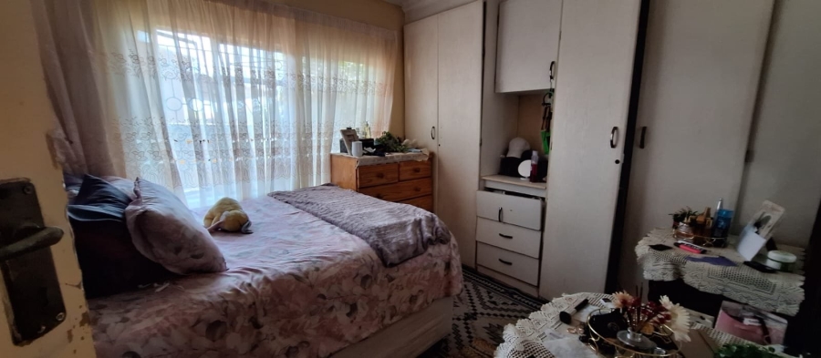 5 Bedroom Property for Sale in Mamelodi West Gauteng