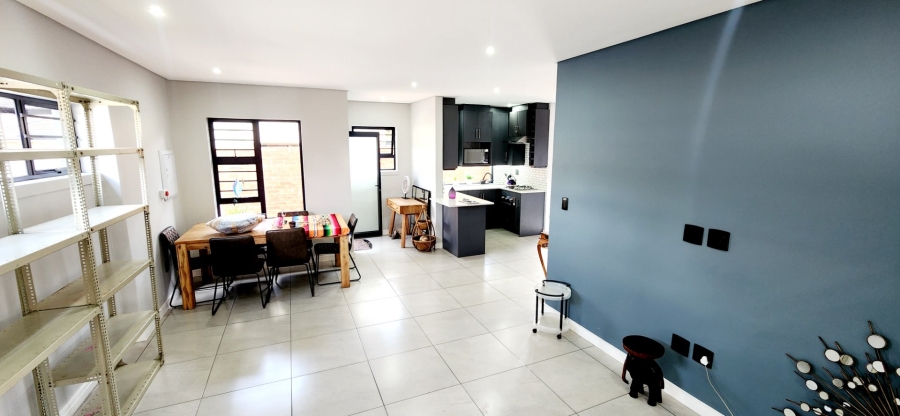 To Let 3 Bedroom Property for Rent in Waverley Gauteng