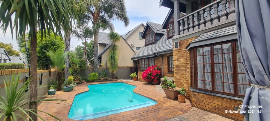 4 Bedroom Property for Sale in Lakefield Gauteng