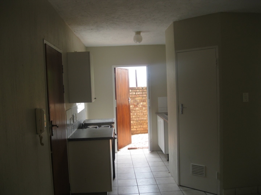 To Let 2 Bedroom Property for Rent in Wonderboom South Gauteng