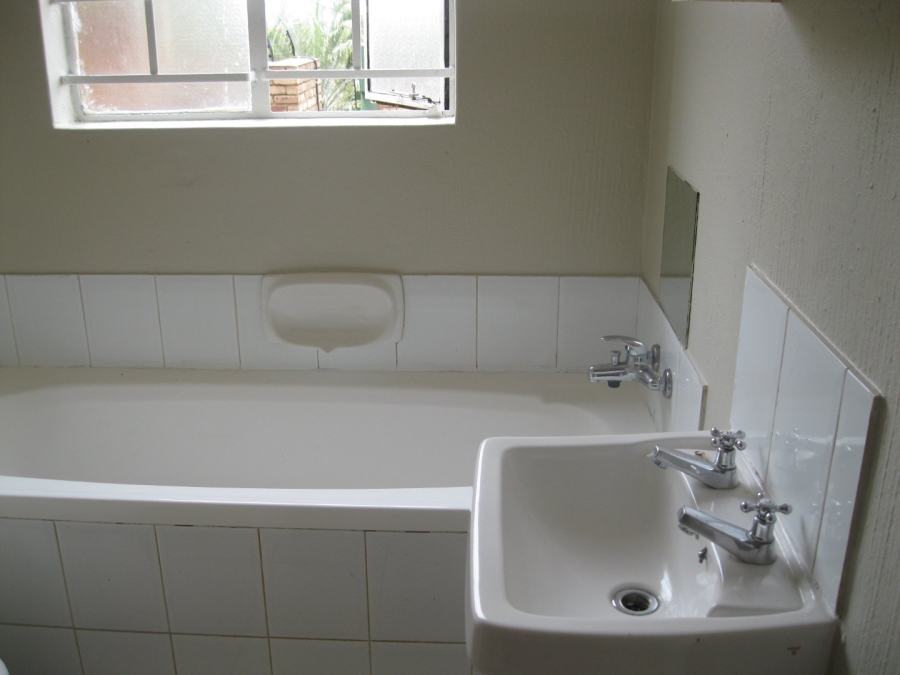 To Let 2 Bedroom Property for Rent in Wonderboom South Gauteng