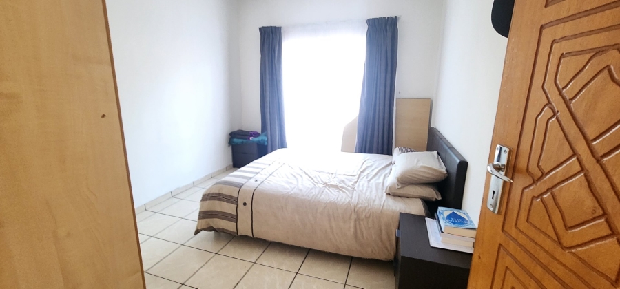 To Let 2 Bedroom Property for Rent in Christoburg Gauteng