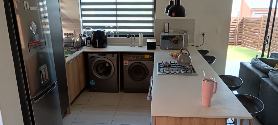 To Let 3 Bedroom Property for Rent in Louwlardia Gauteng