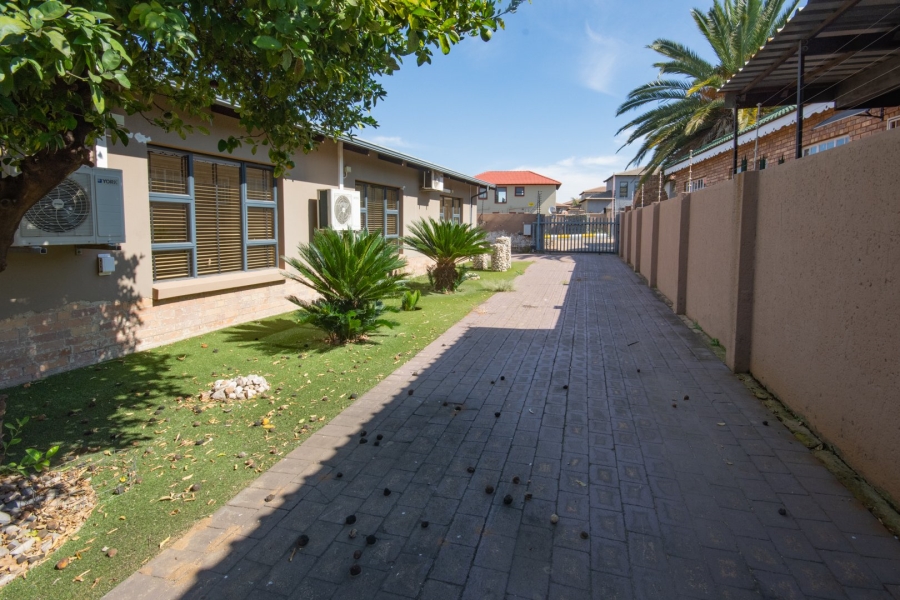 Commercial Property for Sale in Jordaan Park Gauteng