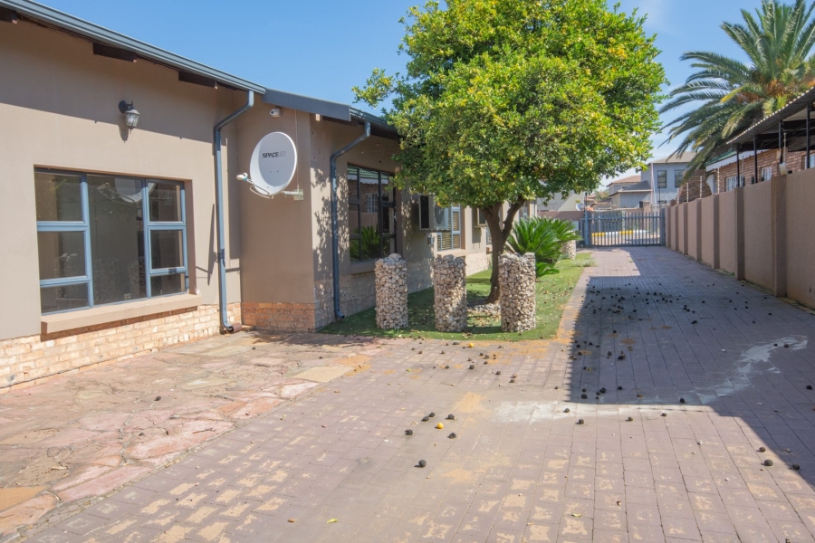 Commercial Property for Sale in Jordaan Park Gauteng