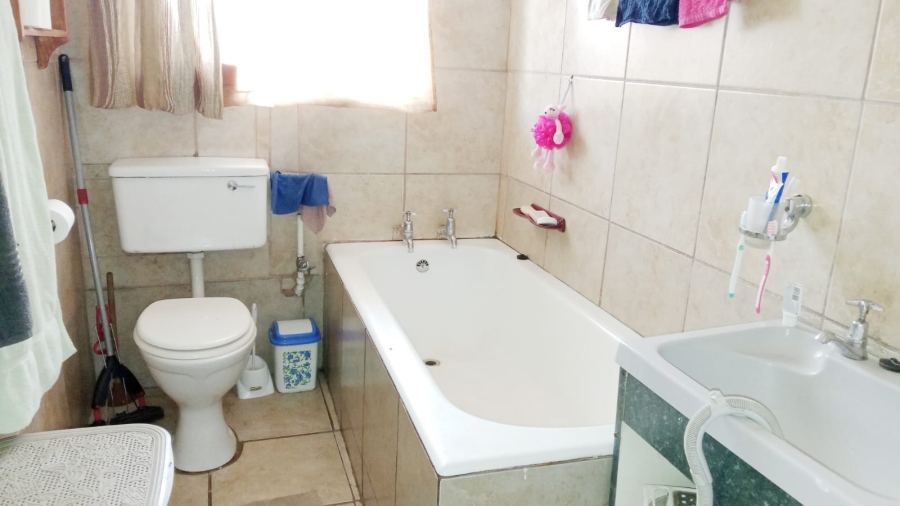 2 Bedroom Property for Sale in Vanderbijlpark CE Gauteng