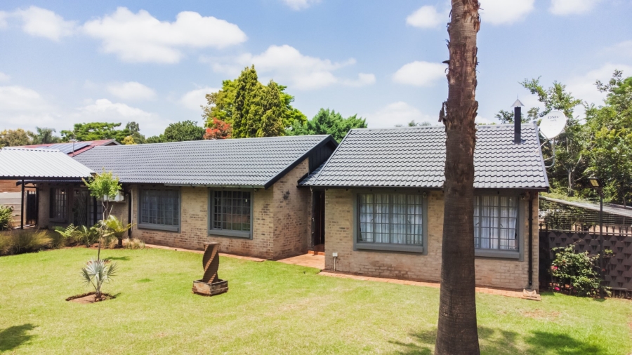 4 Bedroom Property for Sale in Elardus Park Gauteng