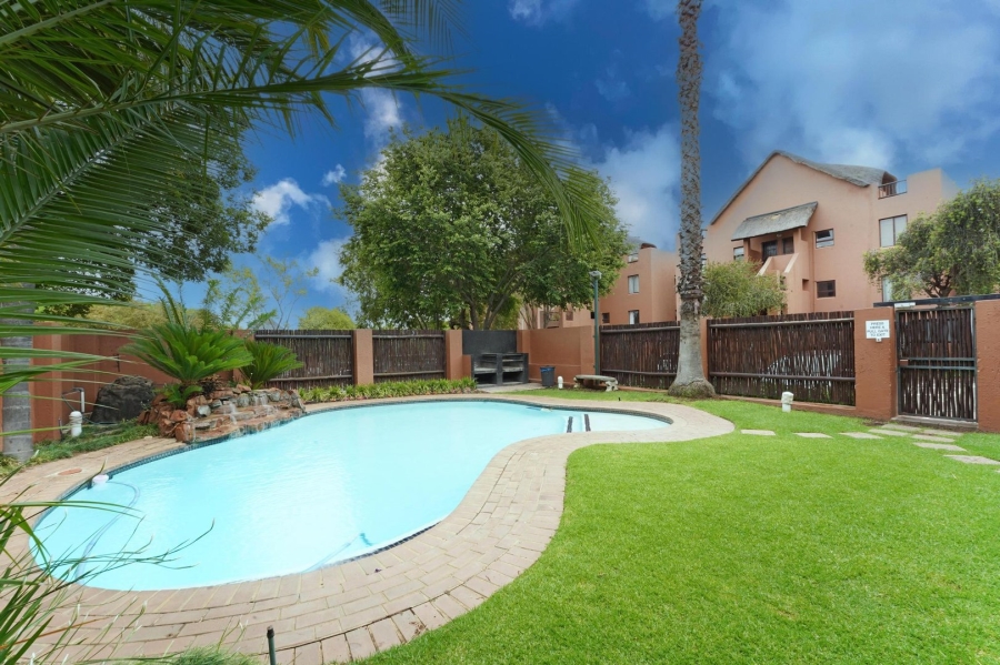 2 Bedroom Property for Sale in Sunninghill Gauteng