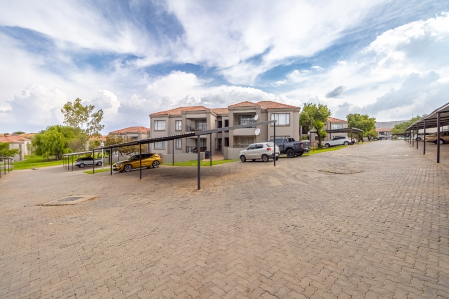 2 Bedroom Property for Sale in Willowbrook Gauteng