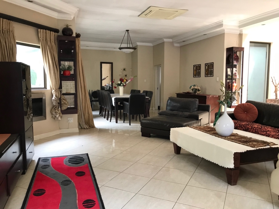 5 Bedroom Property for Sale in Morningside Manor Gauteng