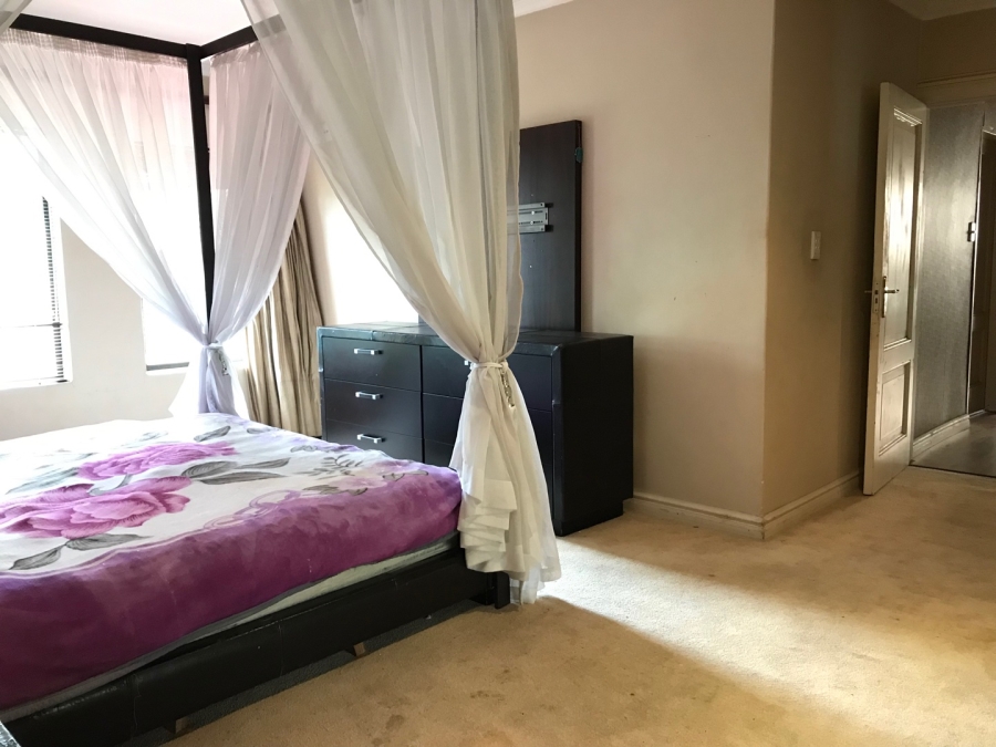 5 Bedroom Property for Sale in Morningside Manor Gauteng