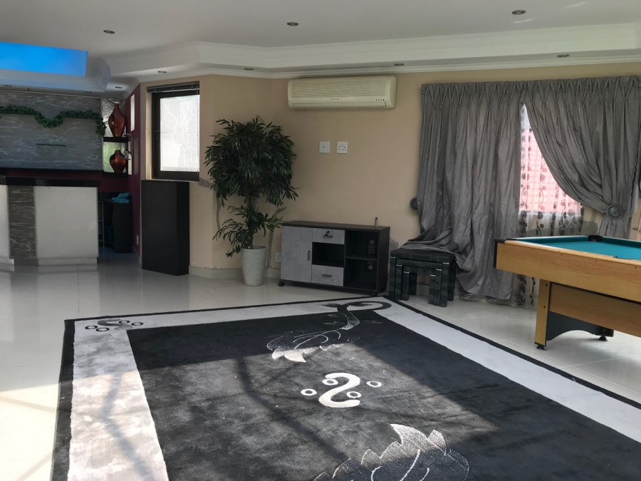 5 Bedroom Property for Sale in Morningside Manor Gauteng