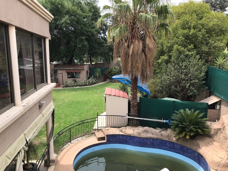 5 Bedroom Property for Sale in Morningside Manor Gauteng