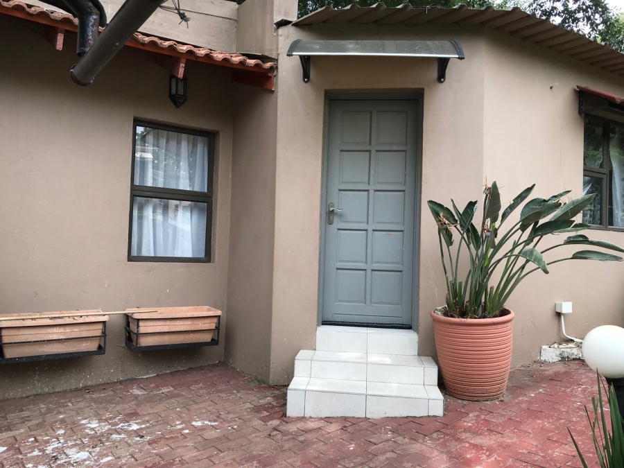 5 Bedroom Property for Sale in Morningside Manor Gauteng