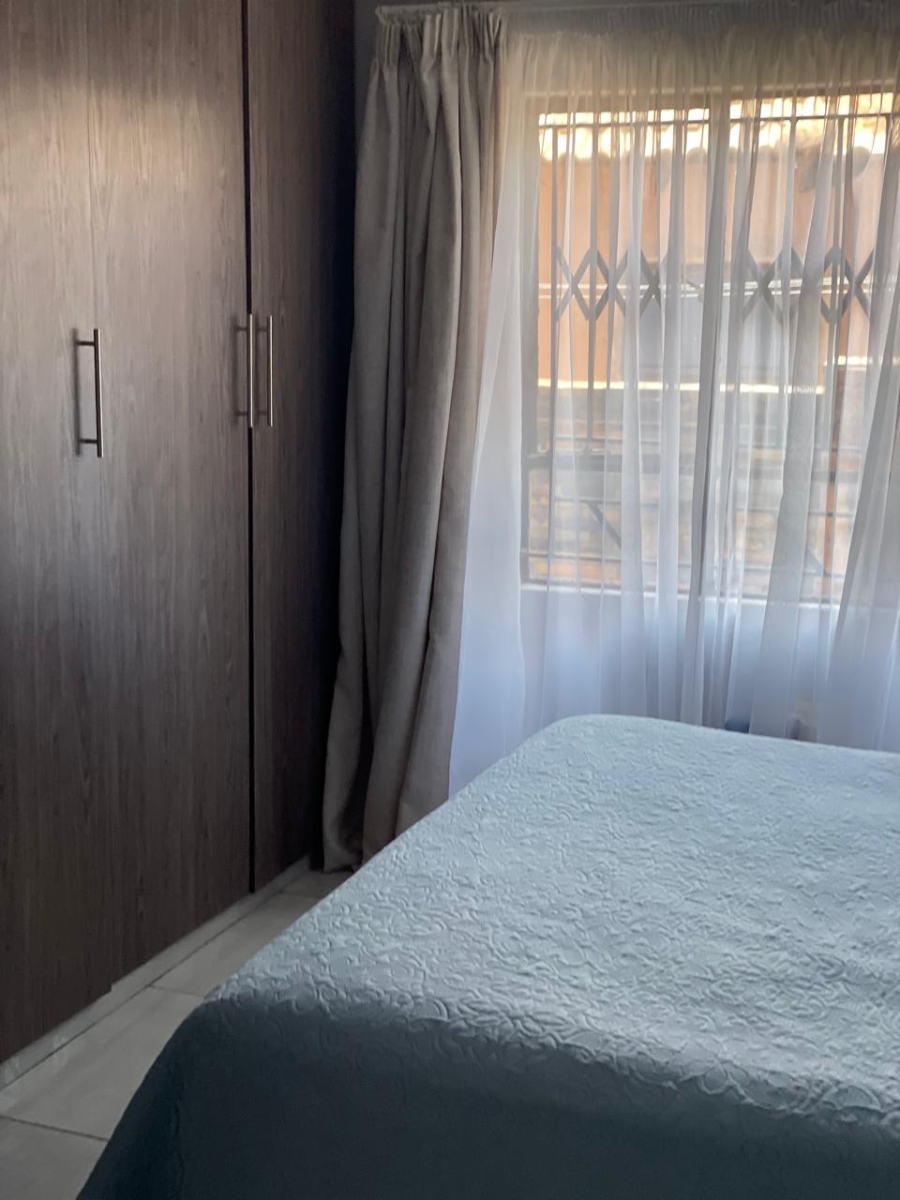 4 Bedroom Property for Sale in Amandasig Gauteng