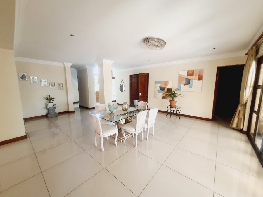 5 Bedroom Property for Sale in Zambezi Country Estate Gauteng