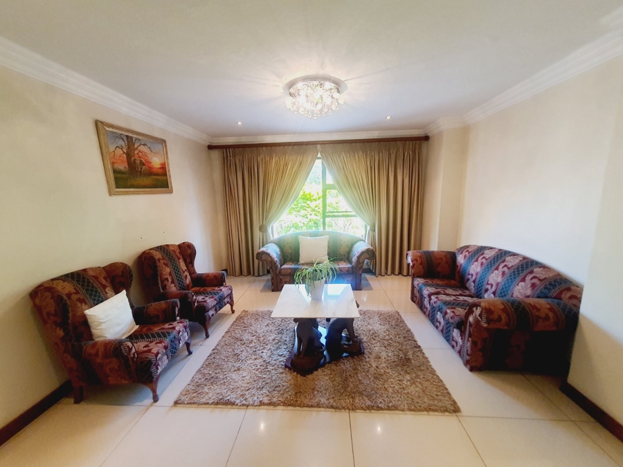 5 Bedroom Property for Sale in Zambezi Country Estate Gauteng