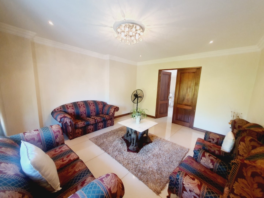 5 Bedroom Property for Sale in Zambezi Country Estate Gauteng