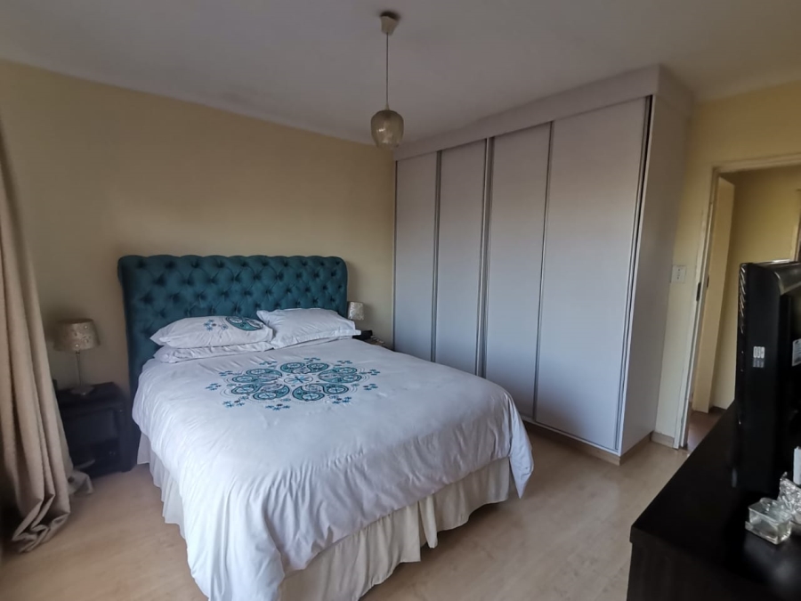 To Let 2 Bedroom Property for Rent in Noordwyk Gauteng