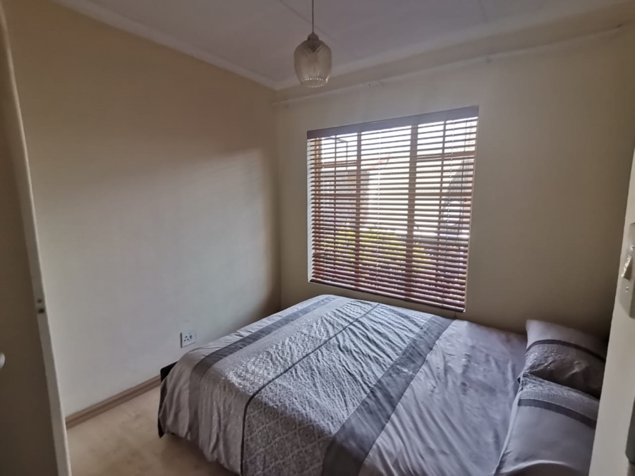 To Let 2 Bedroom Property for Rent in Noordwyk Gauteng