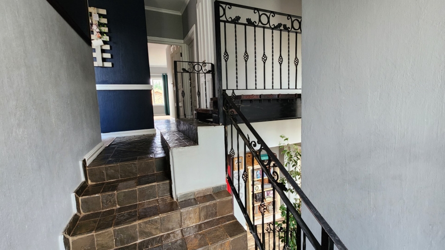 4 Bedroom Property for Sale in Amberfield Crest Estate Gauteng