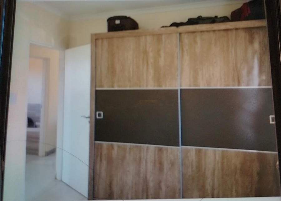 2 Bedroom Property for Sale in Dawn Park Gauteng