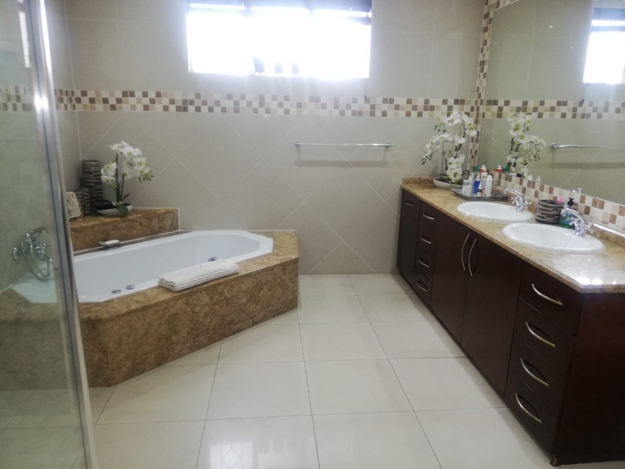 4 Bedroom Property for Sale in Morning Hill Gauteng